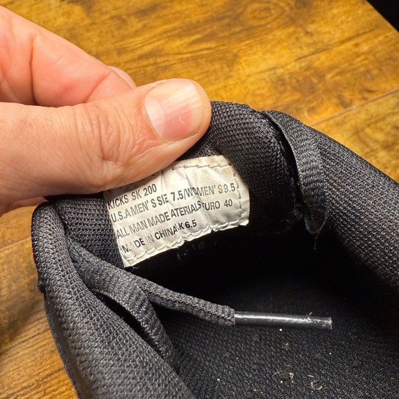 3G Kicks SK‎ 200 Black Bowling Shoes Womens Size 7.5 / Mens 6.5 Leather - Picture 6 of 6